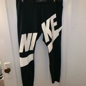 Nike leggings